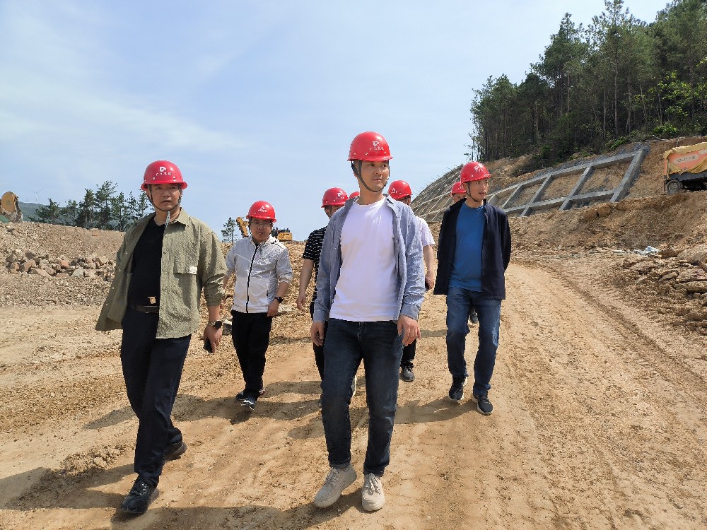 黎強帶隊開展五一節(jié)前安全檢查