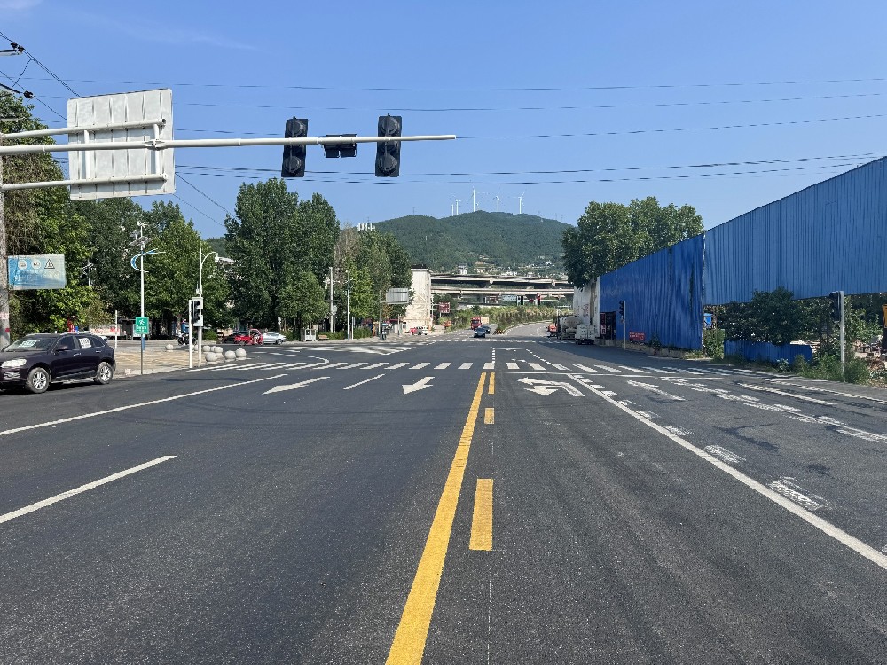 破舊立新！這段路取得新進(jìn)展